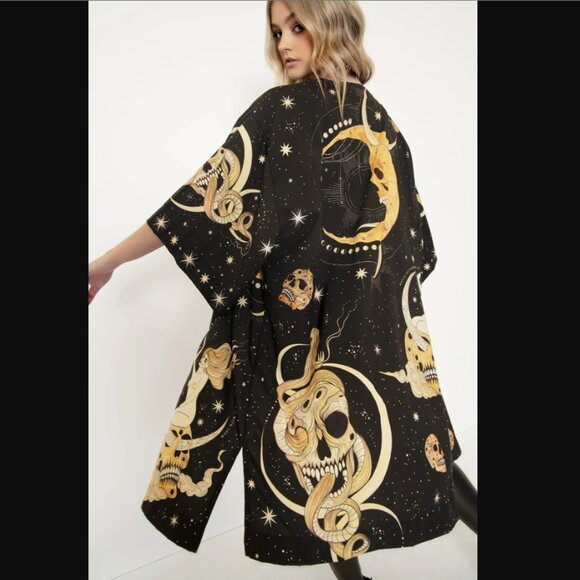 Blackmilk - October's Moon Robe - Limited - Picture 6 of 7